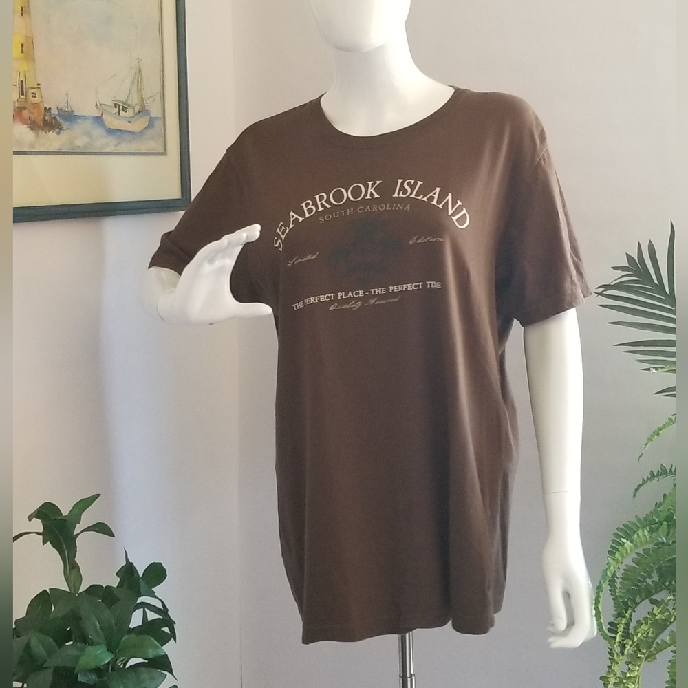 PERRIN Brand T-Shirt - Large